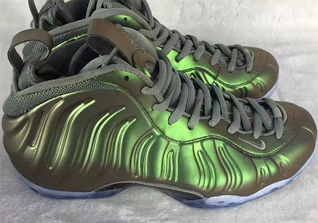 A Closer Look At Nike’s First Women’s Only Foamposite Shoe