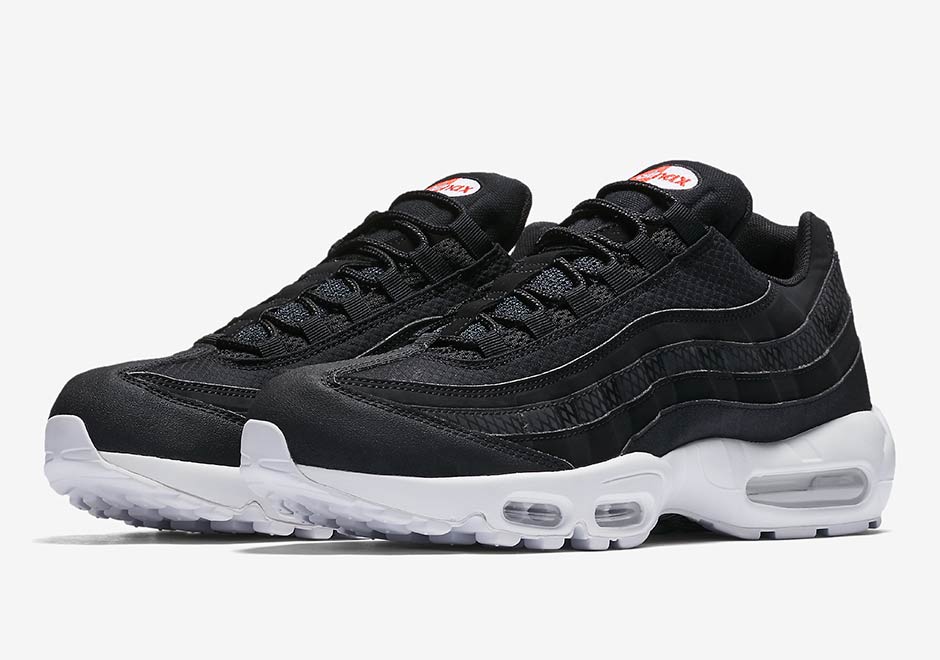 Nike Air Max 95 Premium SE Gets The "Cyber Monday" Look