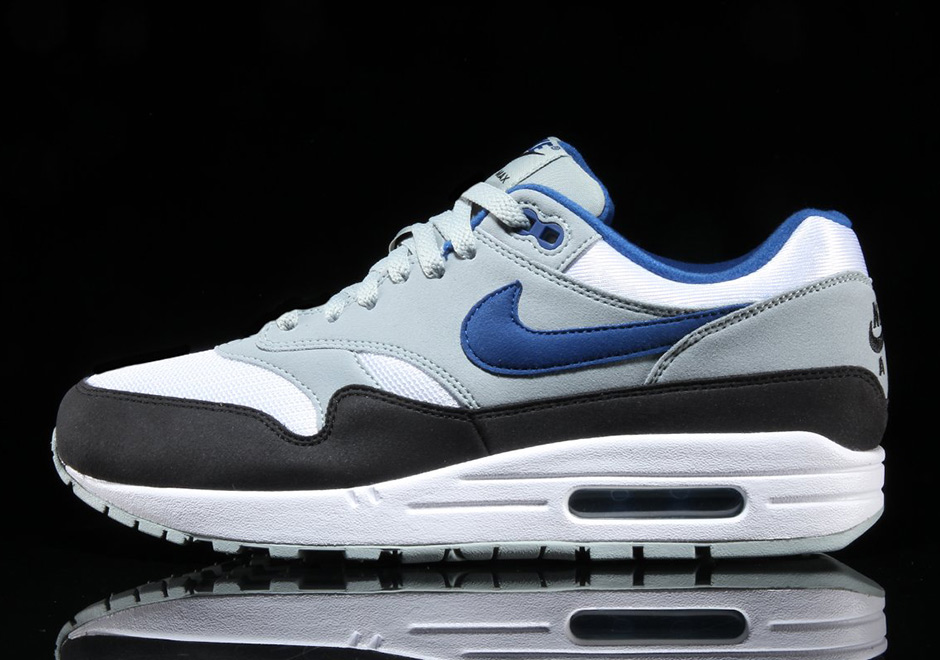 Nike Air Max 1 Ah8145 102 1
