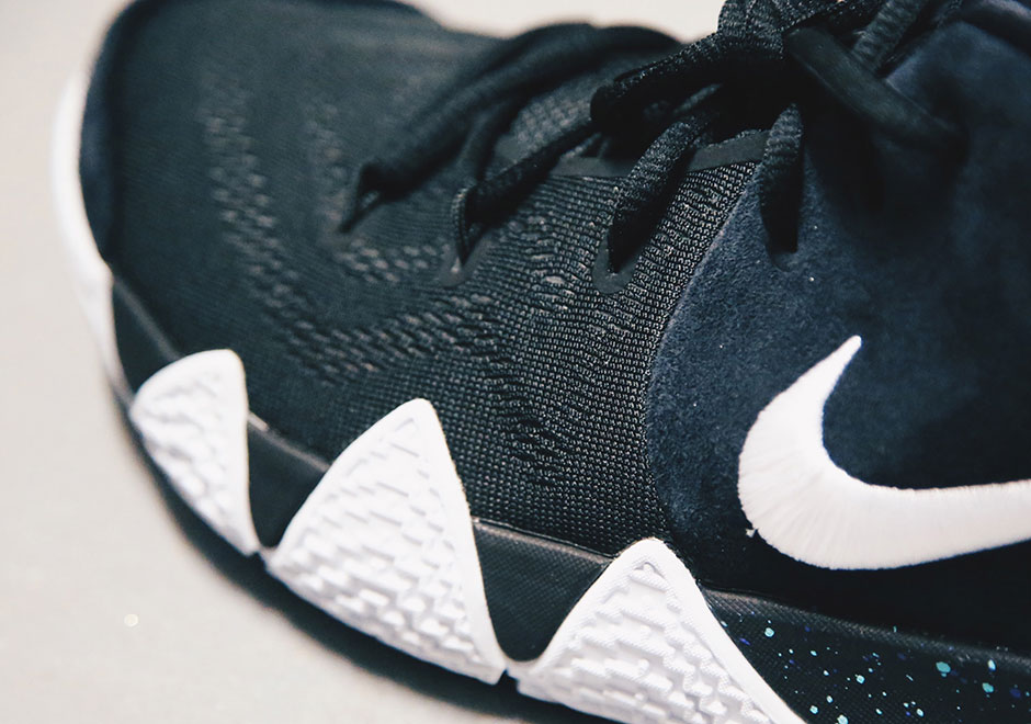 Nike Kyrie 4 Details 2