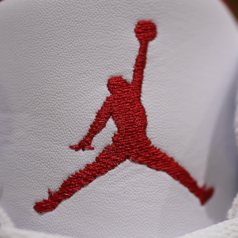 Air Jordan 3 Dunk Contest Detailed Look 8