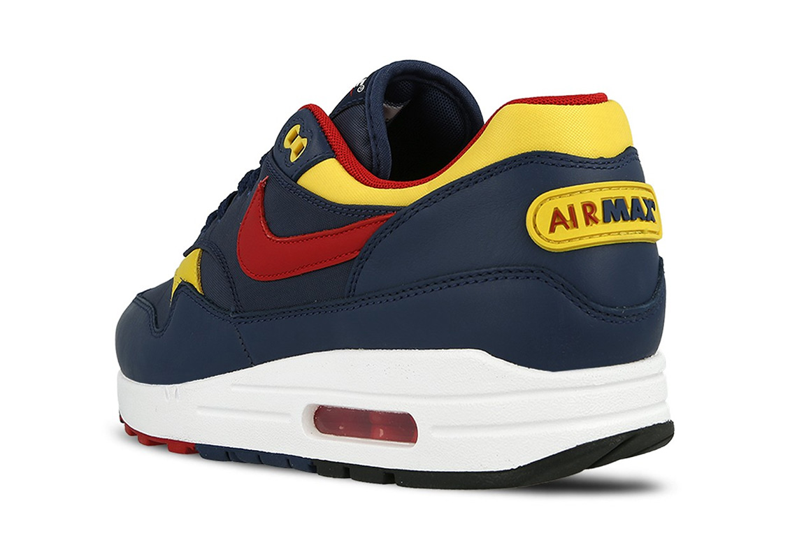 Nike Air Max 1 875844 403 3