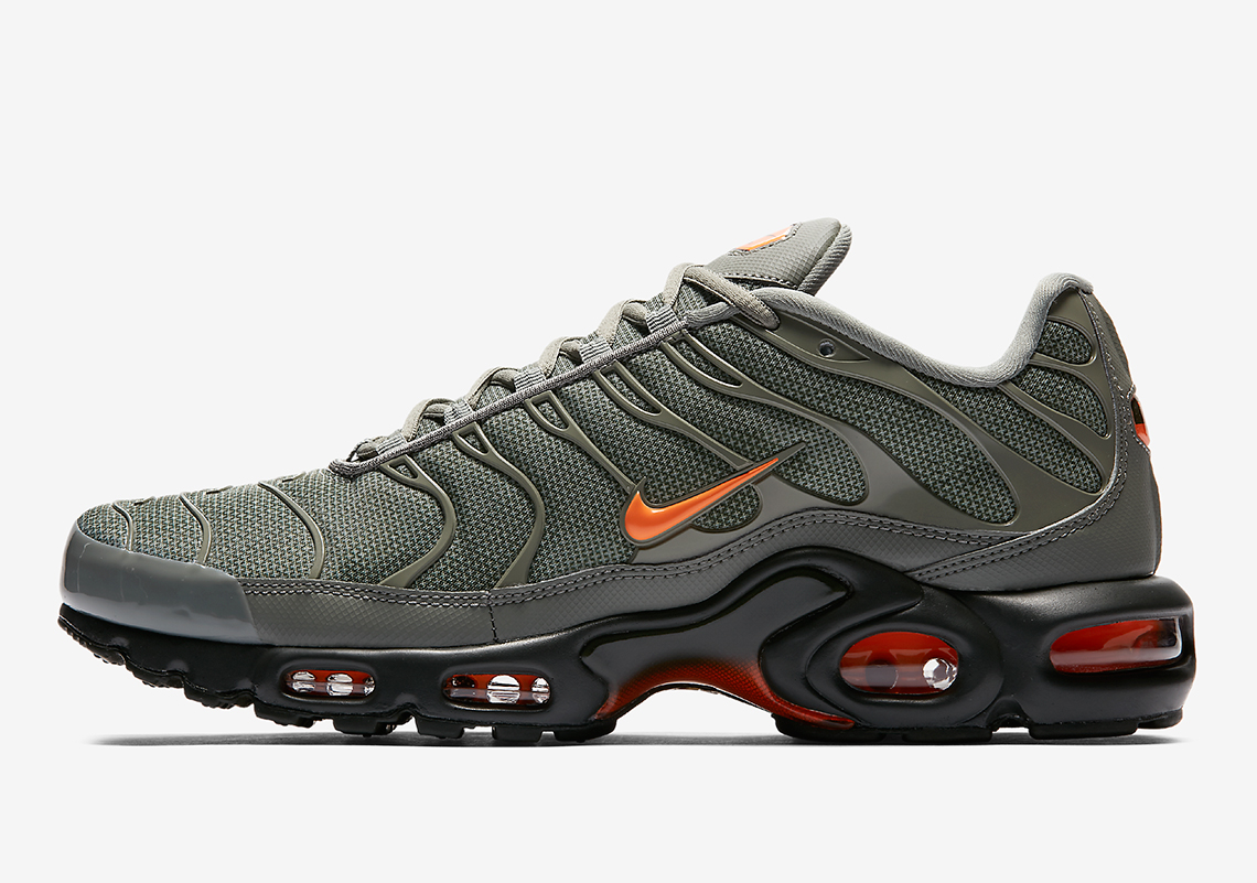Nike Air Max Plus Aj2013 003 Release Info 2