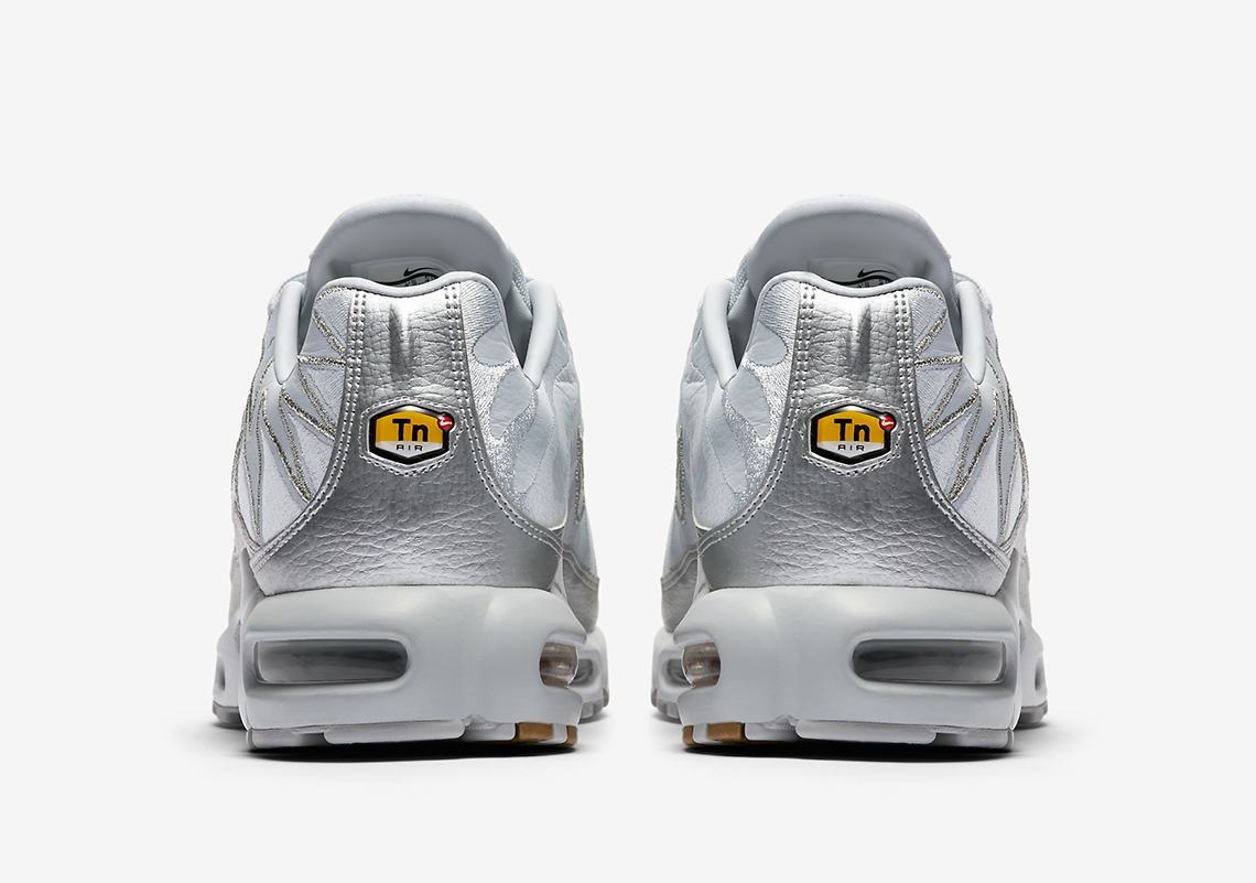 Nike Air Max Plus Grey Uppers Aj6301 001 Photos 2