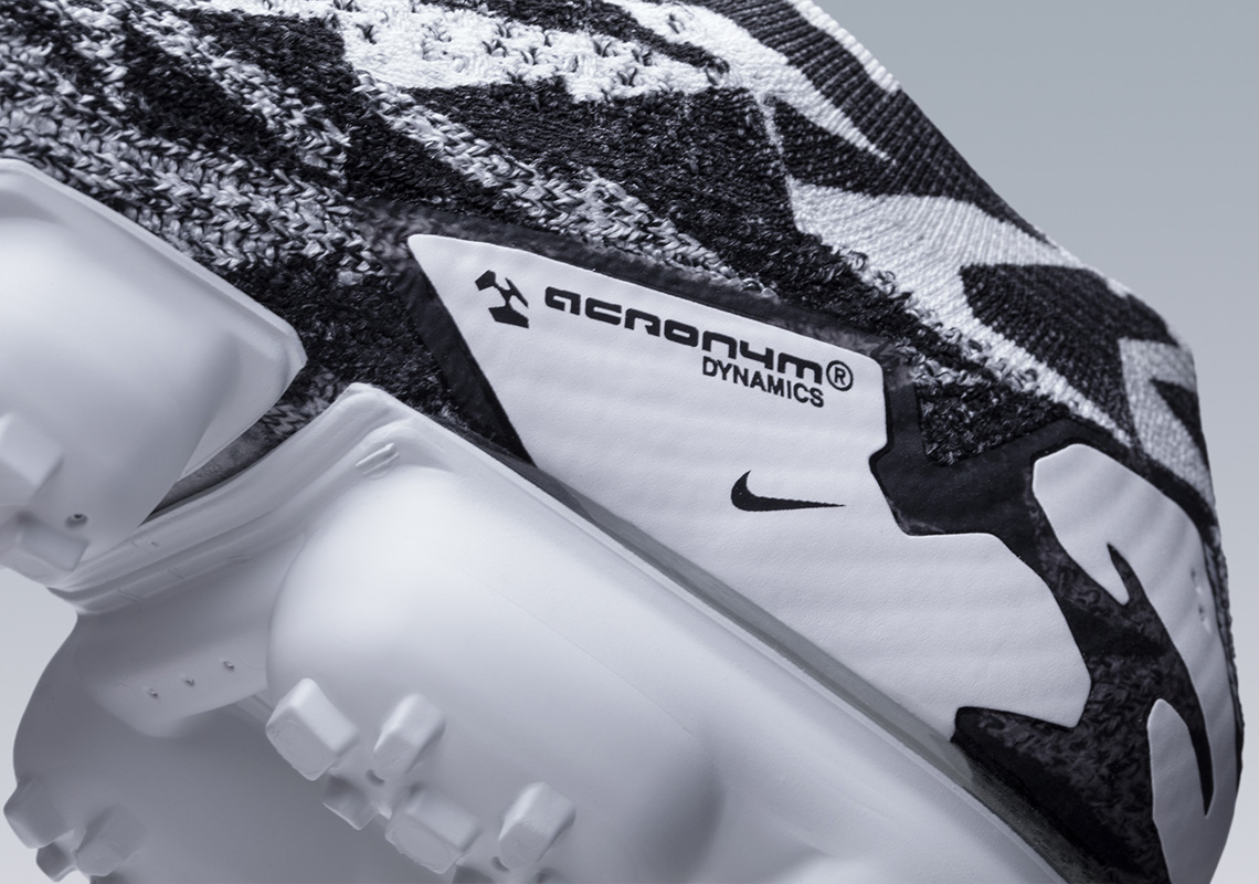Acronym Nike Vapormax Aq0996 001 Sail 6