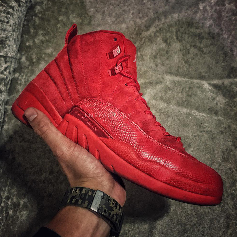 Air Jordan 12 All Red