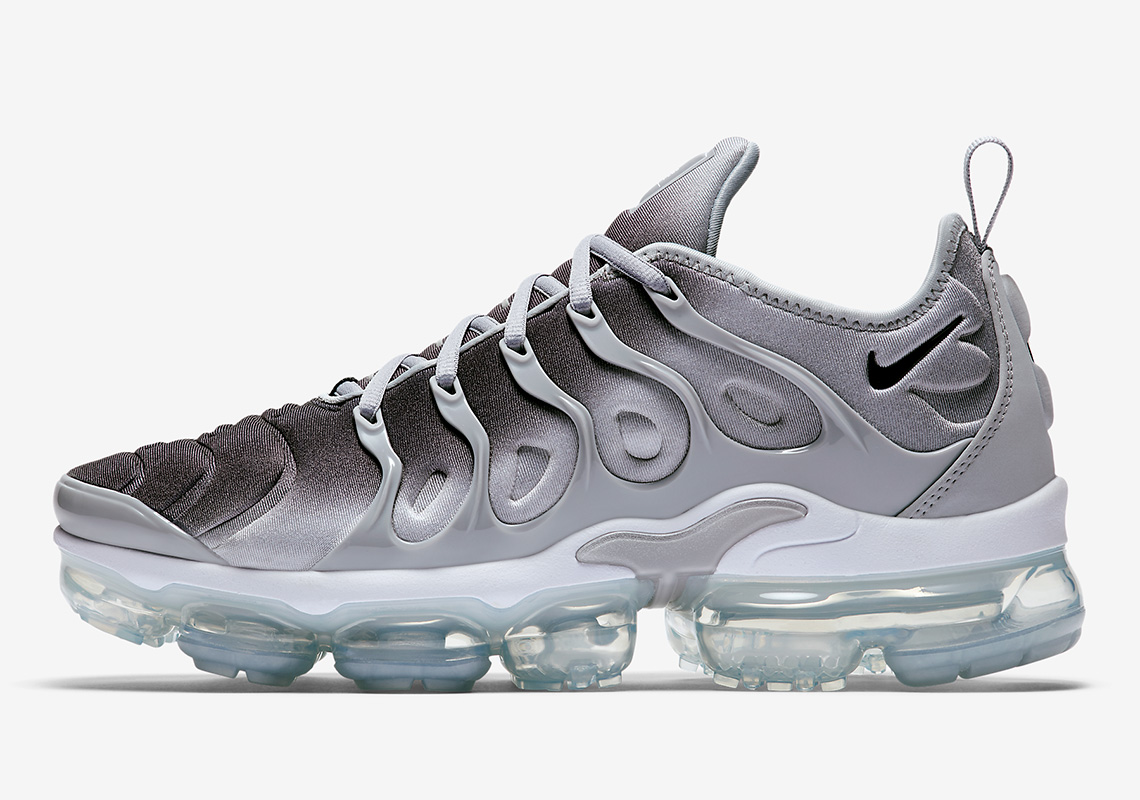 The Nike Vapormax Plus Reveals New "Silver Gradient" Colorway
