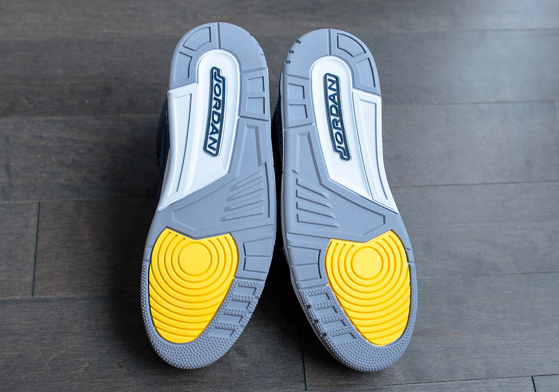 Air Jordan 3 College Pe Marquette 3