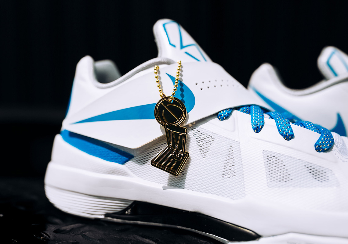 Nike Kd 4 White Blue Art Of A Champion 3