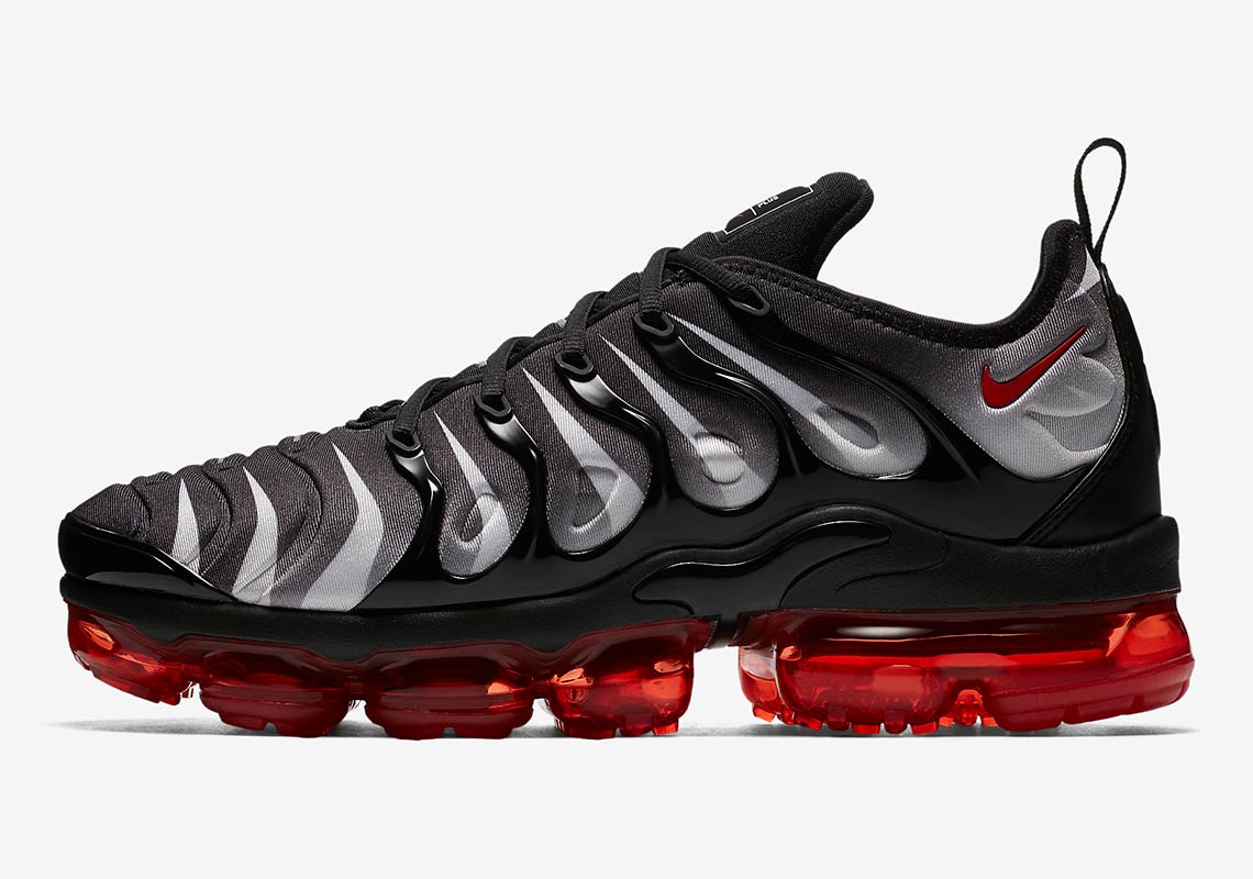 Nike Vapormax Plus "Red Shark Tooth" Colorway Emerges