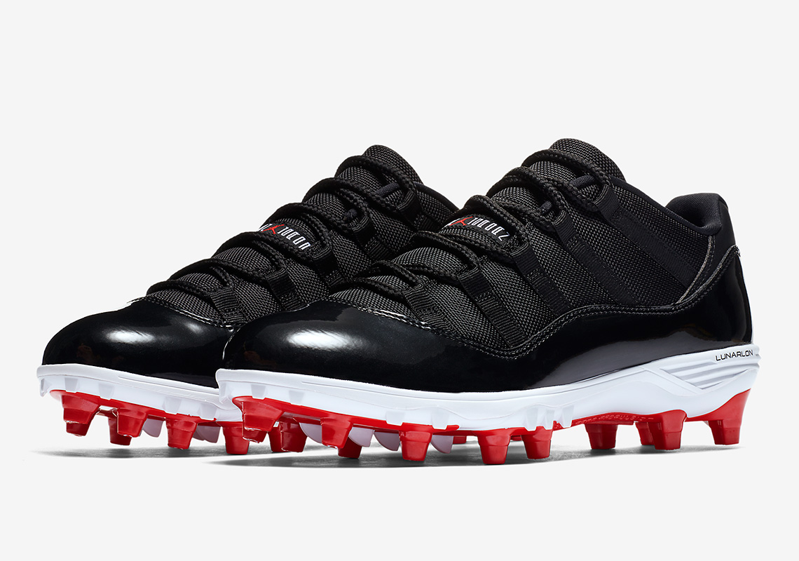 Air Jordan 11 Td Cleats Bred Ao1560 010 2 1