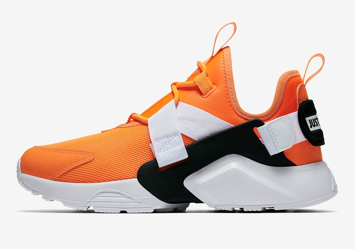 Nike Air Huarache City Low Just Do It Ao3140 800 1