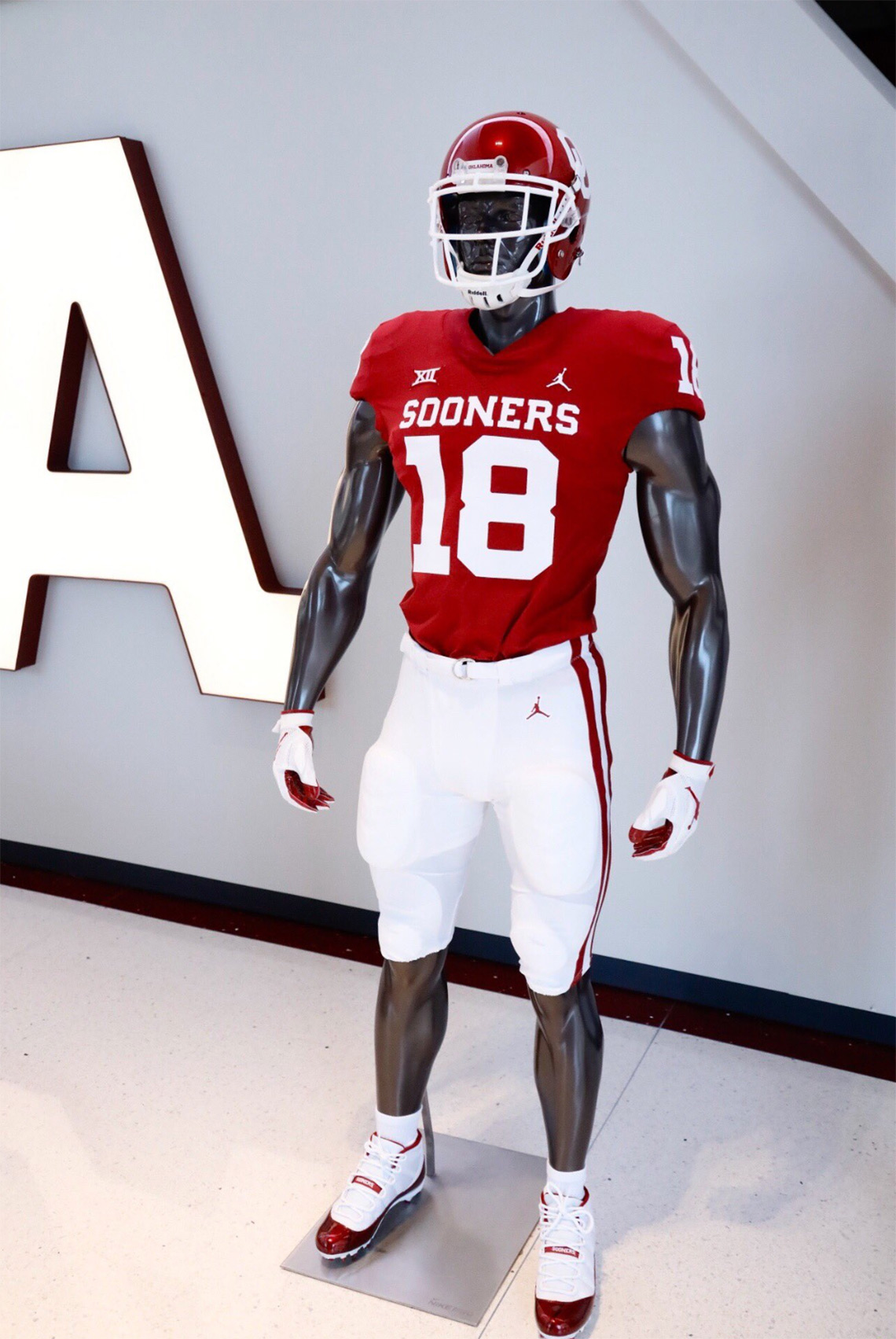 Sooners Jordan Pe 2