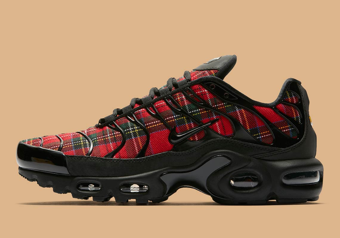 The Nike Air Max Plus Prepares For Fall With Tartan Prints