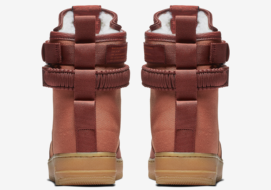 Nike Sf Af1 Aq0118 200 1
