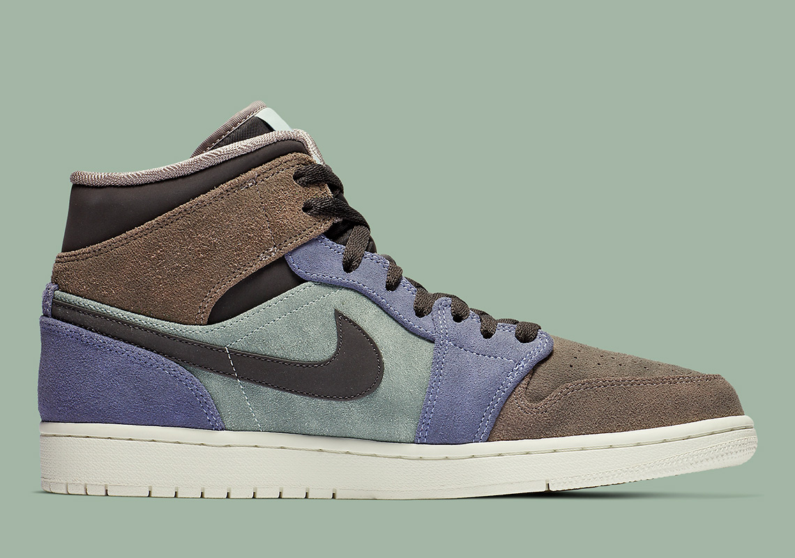 Air Jordan 1 Mid 852542 203 5