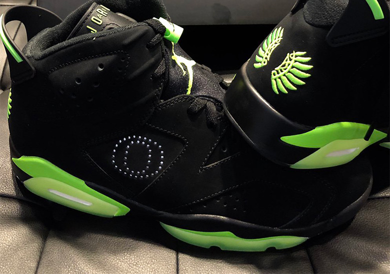 Oregon Ducks Reveal New Air Jordan 6 PE With Reflective “O”