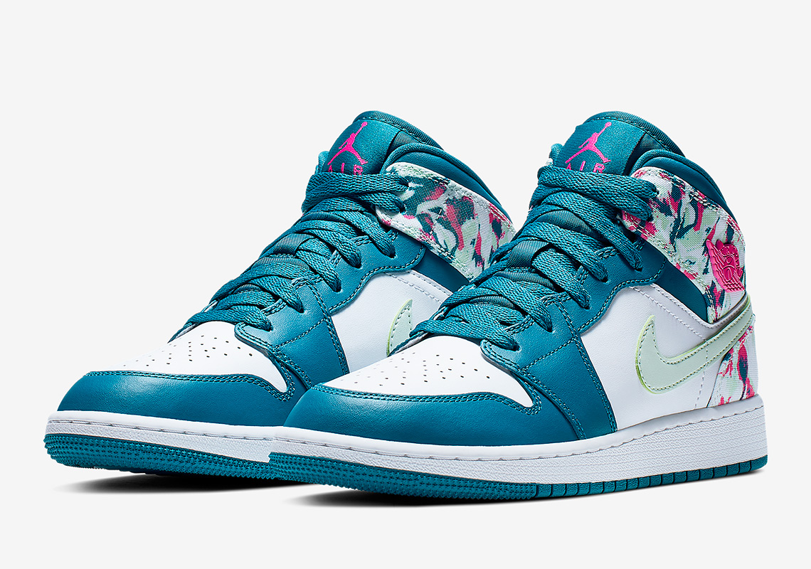 Air Jordan 1 Mid 555112 300 6
