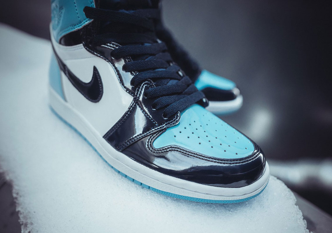 Air Jordan 1 Retro High Og Unc Blue Chill Cd0461 401 6