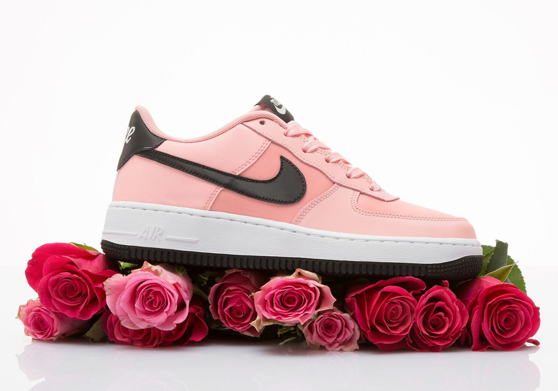 Nike Air Force 1 Low Valentines Day Bq6980 600 4