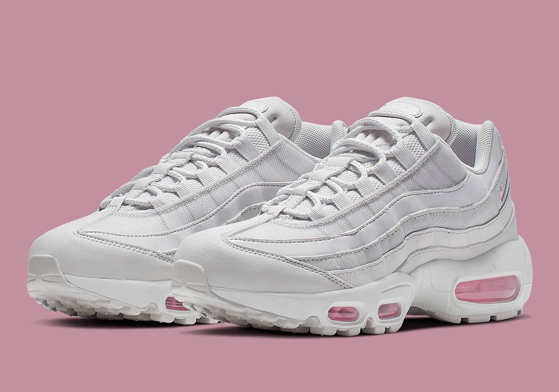 A Spring-Ready "Psychic Pink" Comes To The Nike Air Max 95