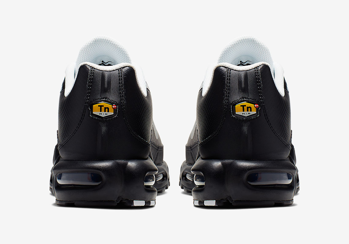 Nike Air Max Plus Spray Black Ci7701 002 6