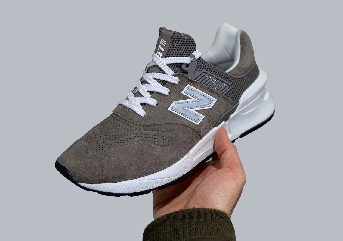 Comme des Garcons HOMME x New Balance 997S Revealed
