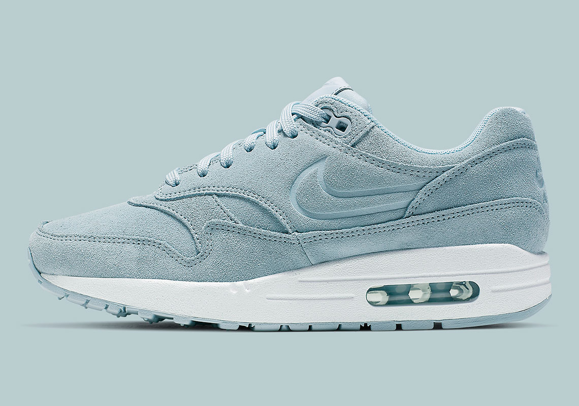 Nike's Debossed Swoosh On The Air Max 1 Premium Returns In Turquoise