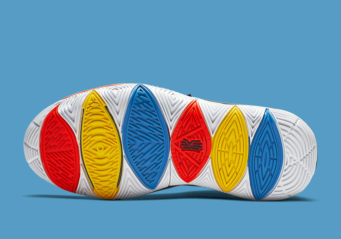 Nike Kyrie 5 Friends Aq2456 006 3
