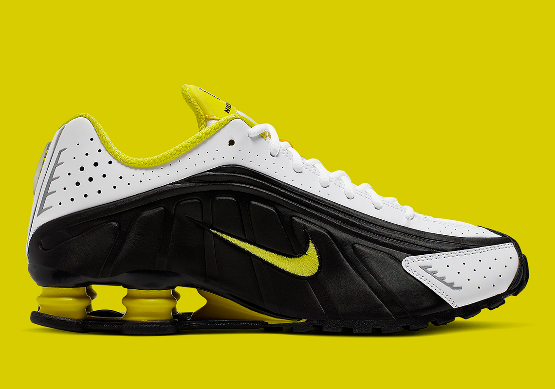 Nike Shox R4 Yellow White Black 104265 048 6