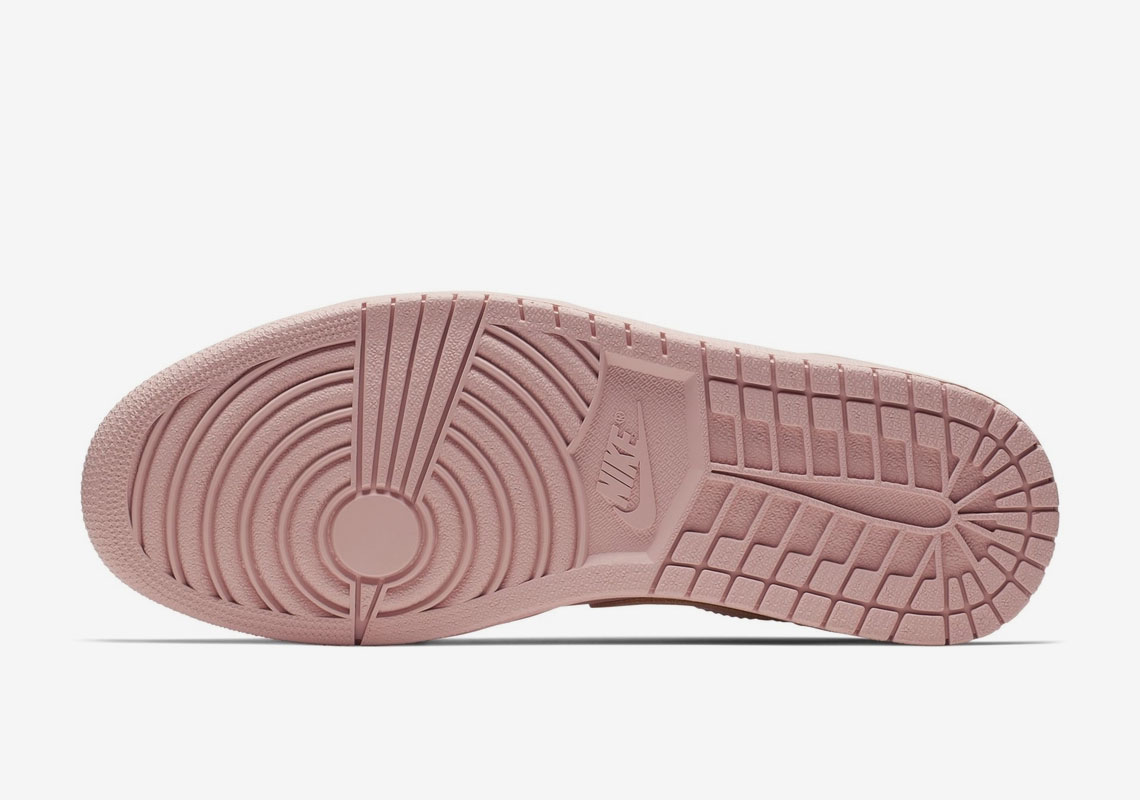 Air Jordan 1 Low Coral Gold 1