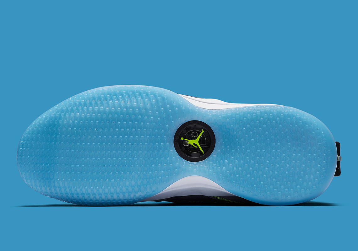 Air Jordan 33 Low Cement Volt Blue Cd9561 007 4