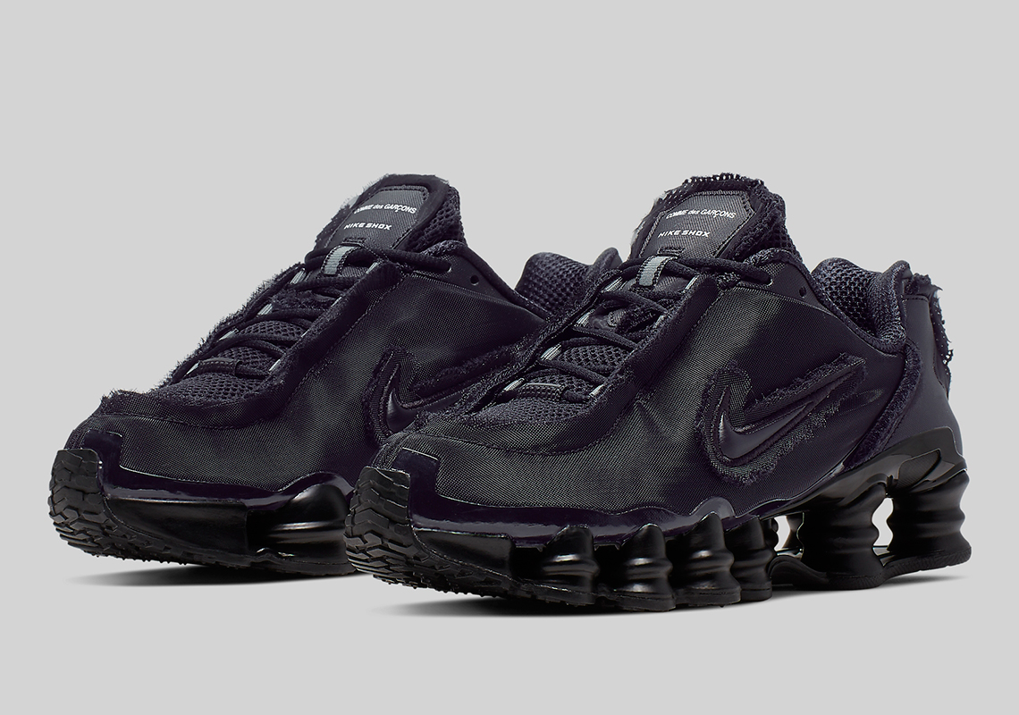 Official Images Of The Comme des Garçons x Nike Shox TL In Black