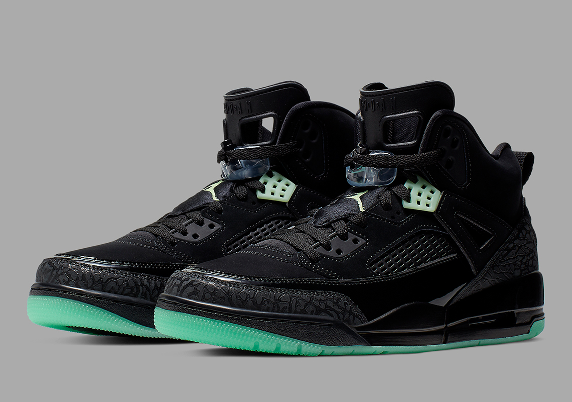 The Jordan Spiz’ike Is Back In Black And Green Glow