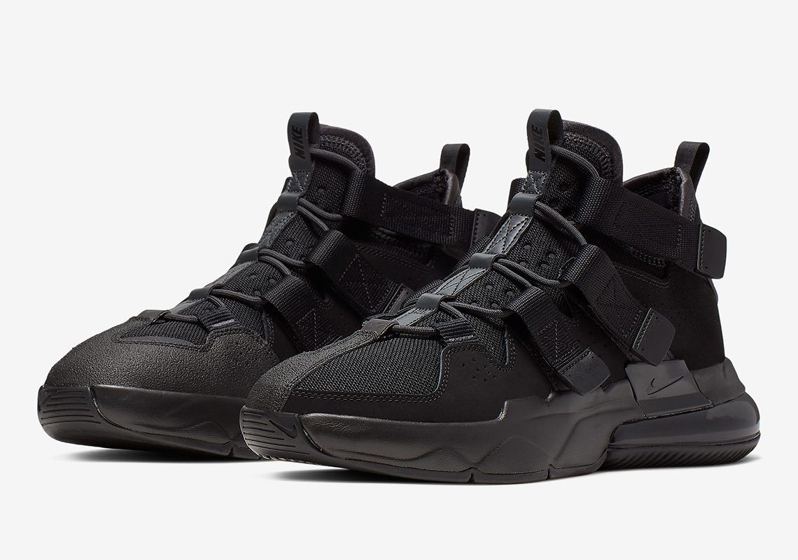 The Nike Air Edge 270 Takes On The Stealthy "Triple Black"