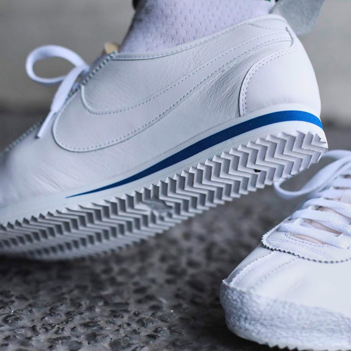 Nike Cortez Shoe Dog Pack Falcon Cj2586 102 1