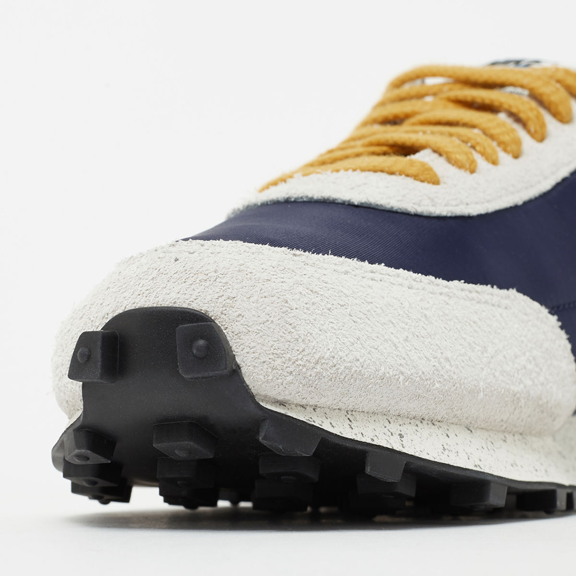 Undercover Nike Daybreak Navy Gold Cj3295 400 5