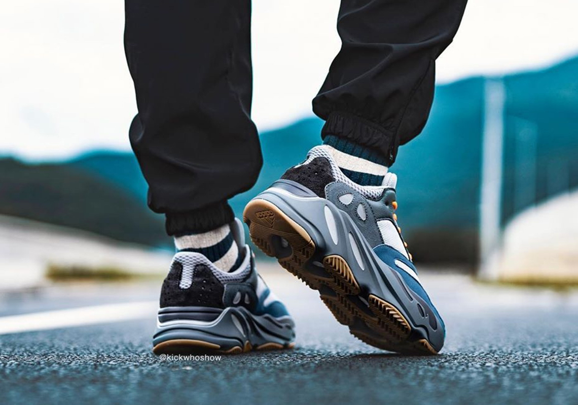 Adidas Yeezy Boost 700 Magnet 2