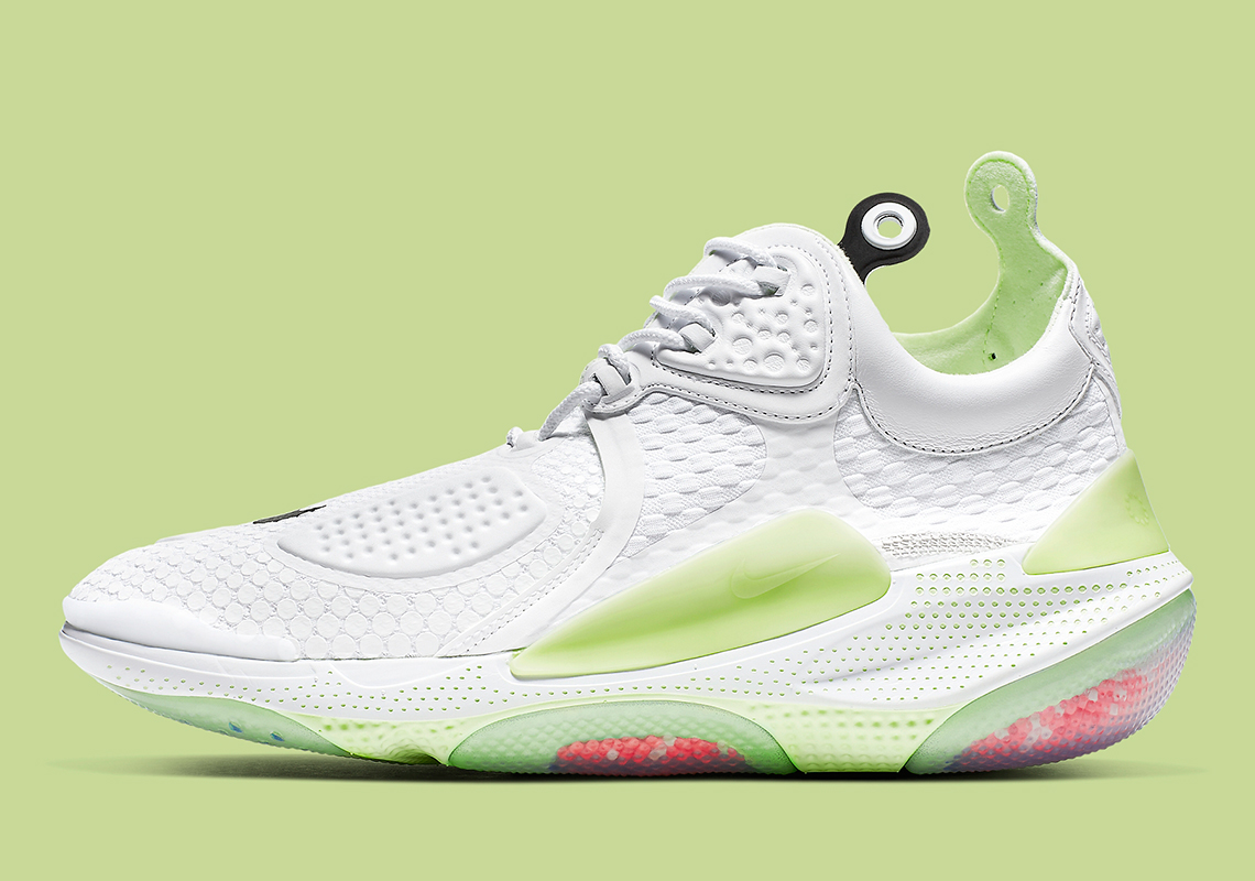 Nike Joyride Nsw Setter Pure Platinum At6395 100 1