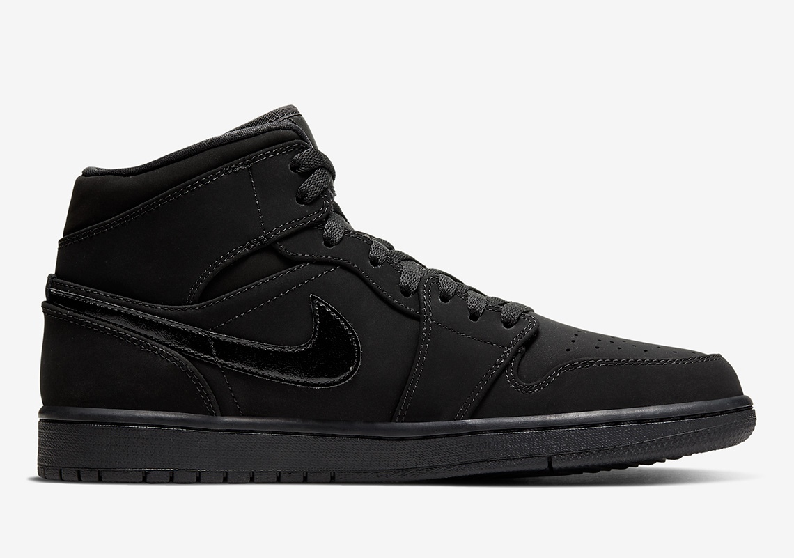 Air Jordan 1 Mid Black 554724 056 5