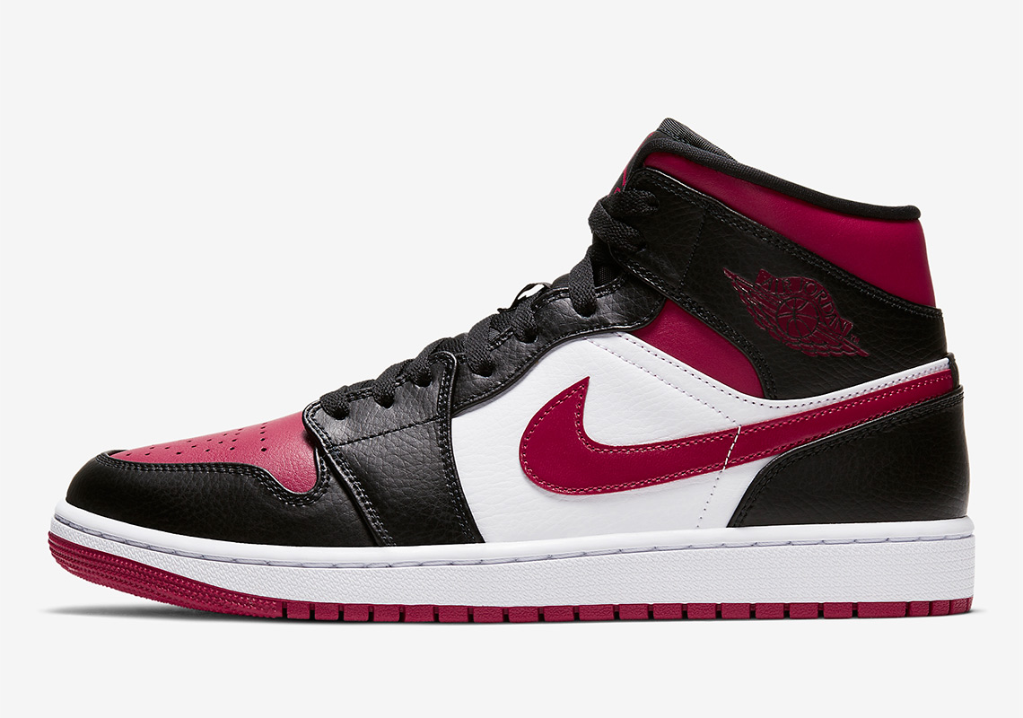 Air Jordan 1 Mid Bred Toe 554724 066 13