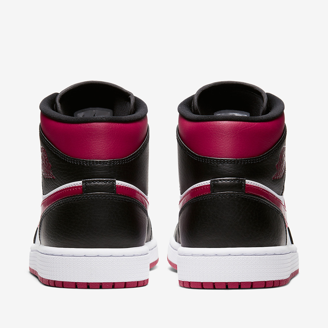 Air Jordan 1 Mid Bred Toe 554724 066 5