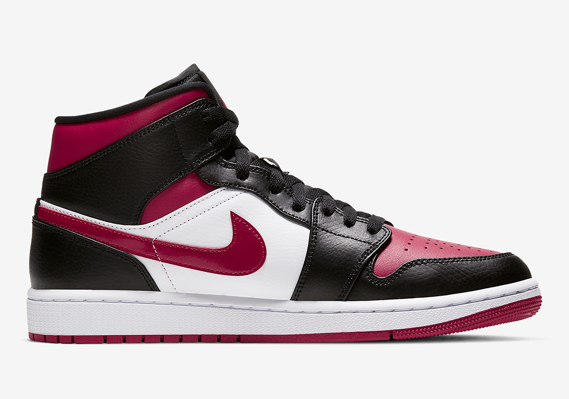 Air Jordan 1 Mid Bred Toe 554724 066 6