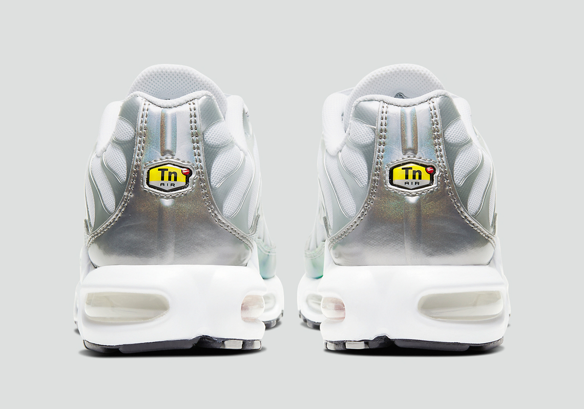 Air Max Plus Cw2646 100 2