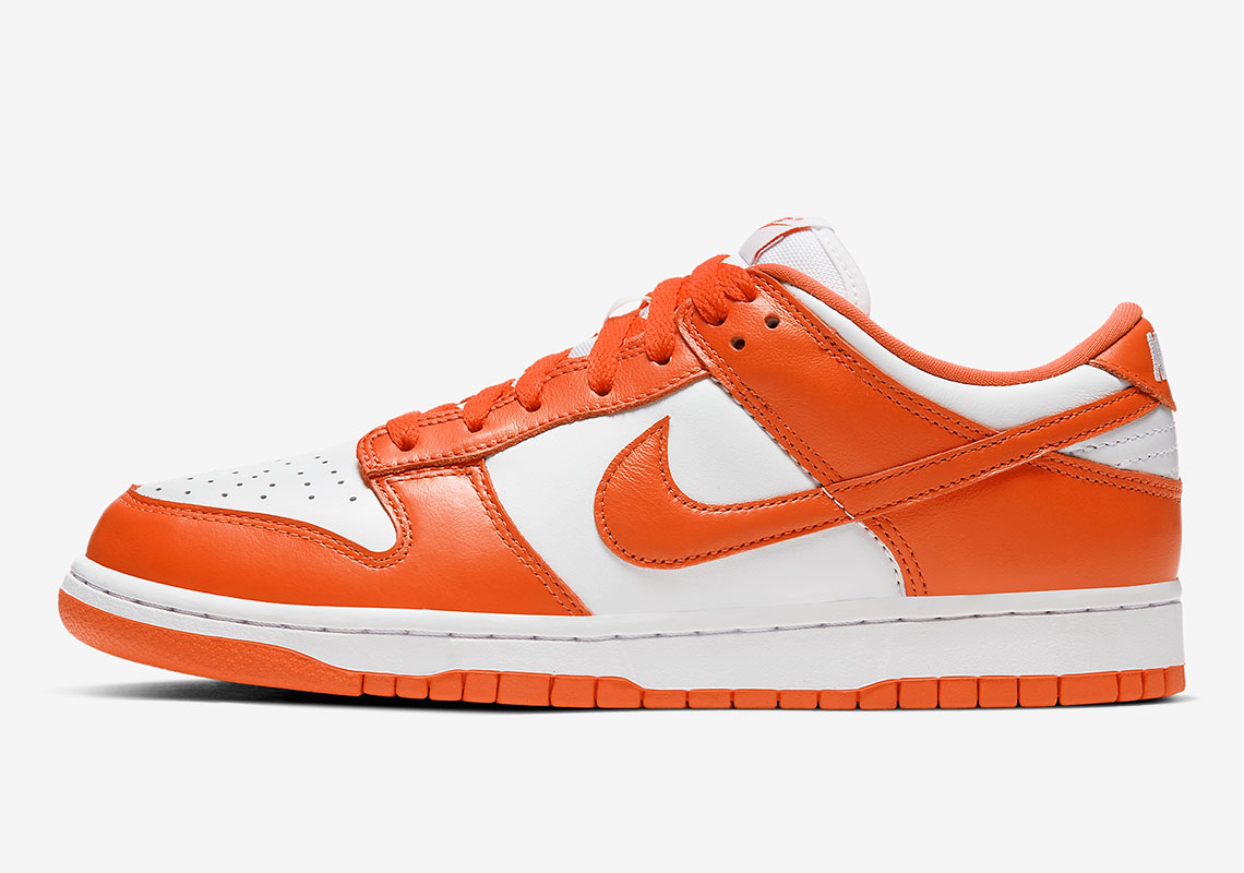 Official Images Of The Nike Dunk Low "Syracuse"