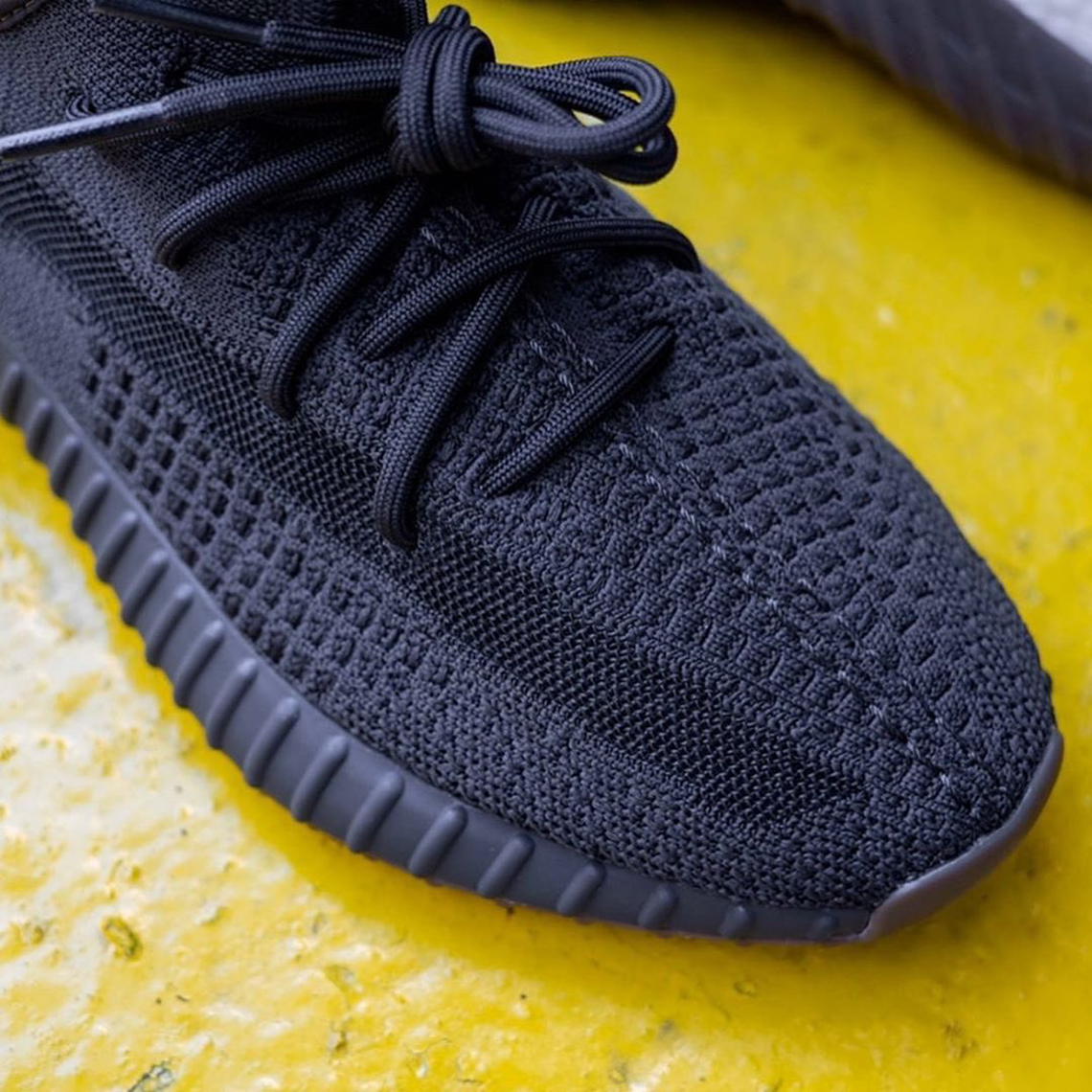 Adidas Yeezy Boost 350 V2 Cinder Release Reminder 2