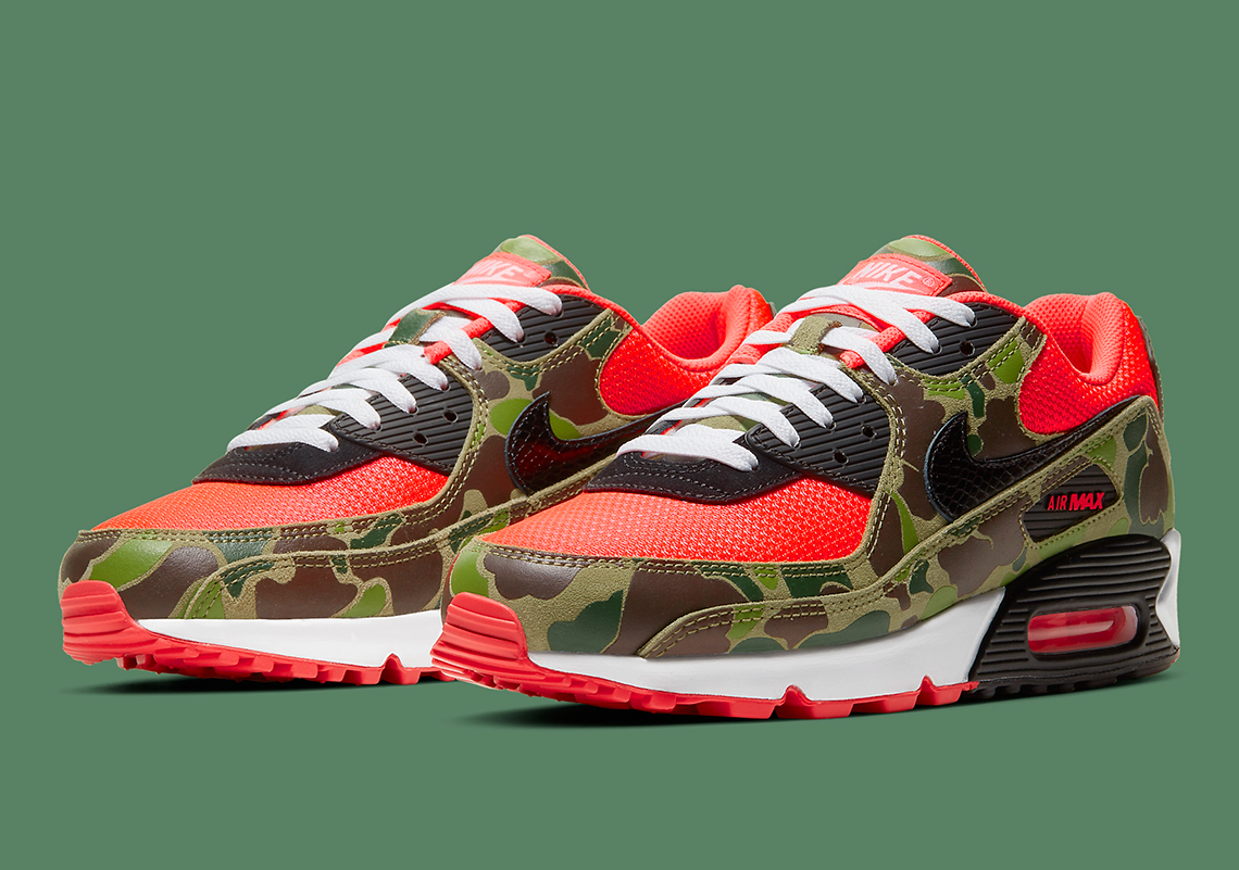 Official Images Of The Nike Air Max 90 "Reverse Duck Camo"