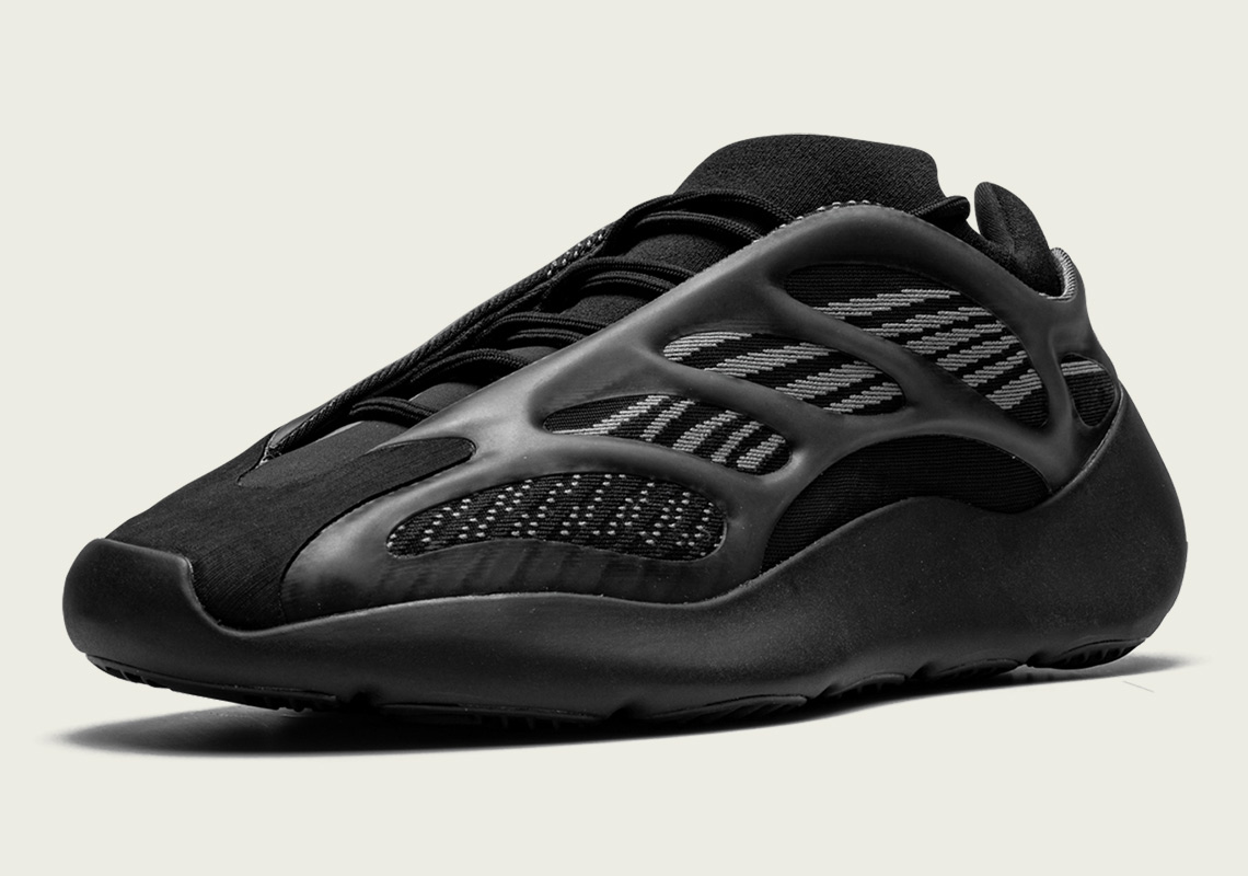 adidas Yeezy 700 v3 “Alvah” Releases Today