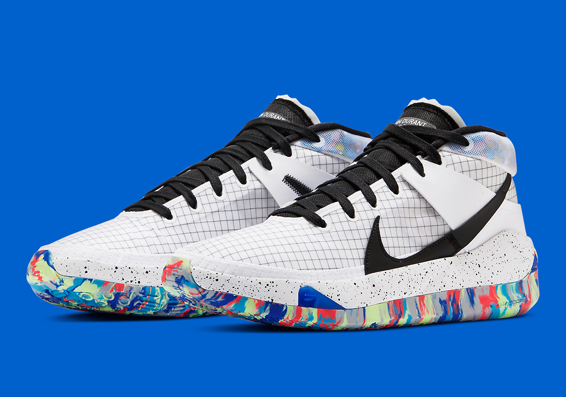 Official Images Of The Nike KD 13 "Home Team"