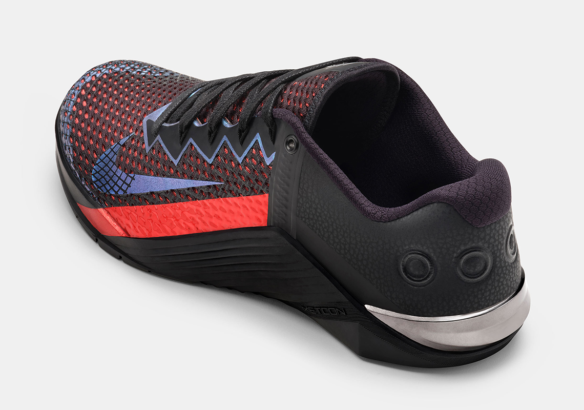 Nike Metcon 6 Black Red Blue 5